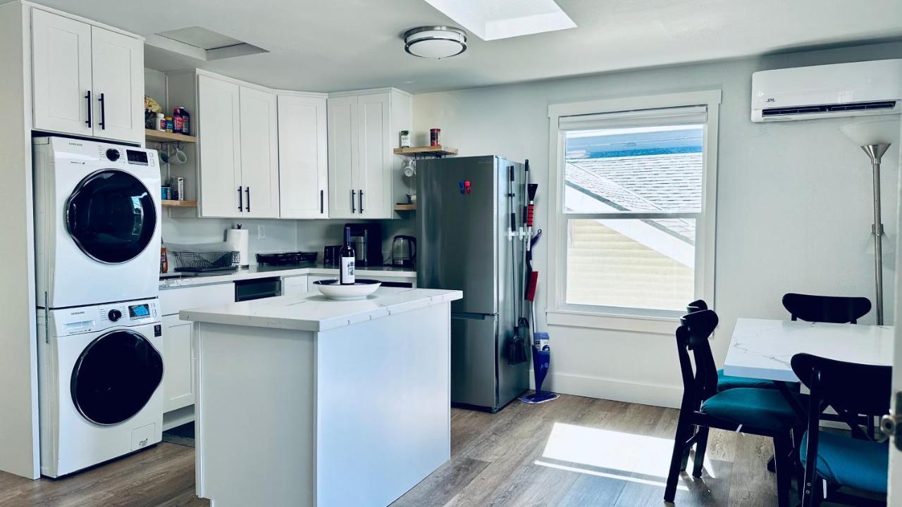 Tacoma 2 Bedrooms 1 Baths Sleep 5 With Compact Kitchen Eksteriør billede